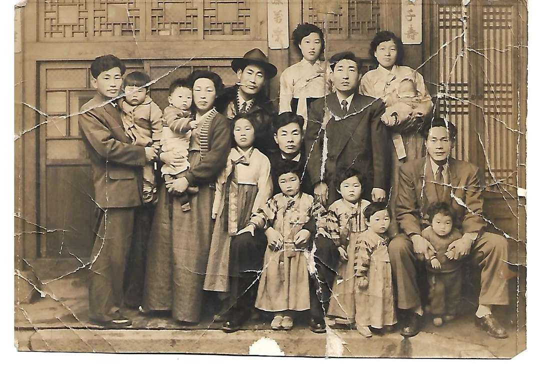 Original photo 4 before restoration